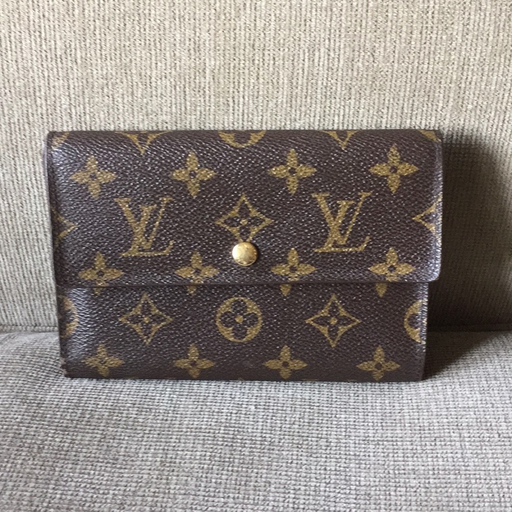 Louis Vuitton wallet